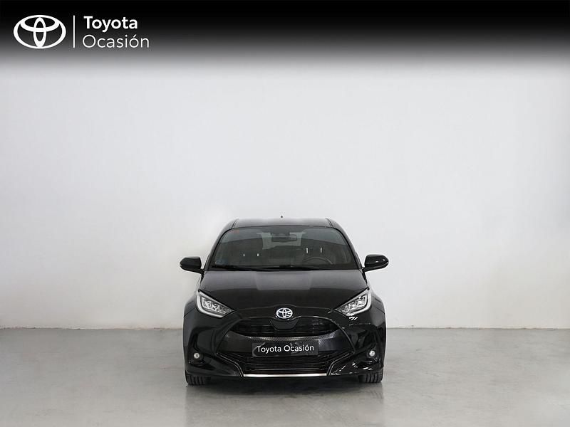 Usado Toyota Yaris Hybrid Style 116 CV (85 kW) 2021 Negro