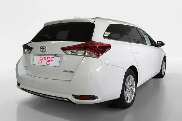 Usado Toyota Auris Active 116 CV (85 kW) 2016 Familiar