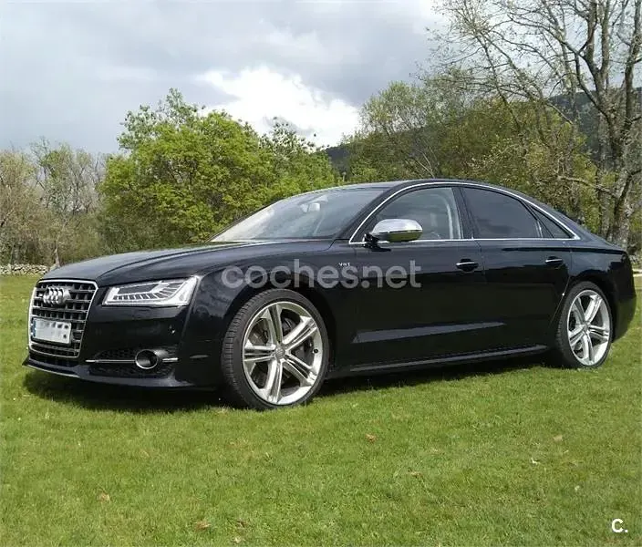 Usado Audi S8 Advanced 520 CV (382 kW) 2016 Negro Berlina