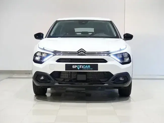 Usado Citroën C4 Feel 131 CV (96 kW) 2023 Blanco SUV