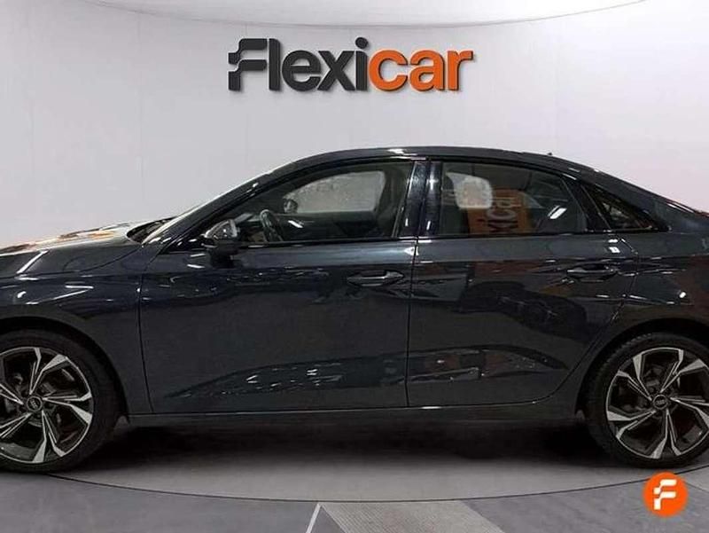 Usado Audi A3 Premium 110 CV (80 kW) 2023 Gris Berlina