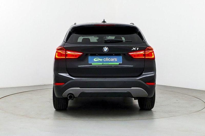 Usado BMW X1 150 CV (110 kW) 2017 Negro SUV