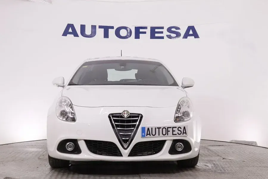 Usado Alfa Romeo Giulietta Progression 105 CV (77 kW) 2016 Blanco Utilitario