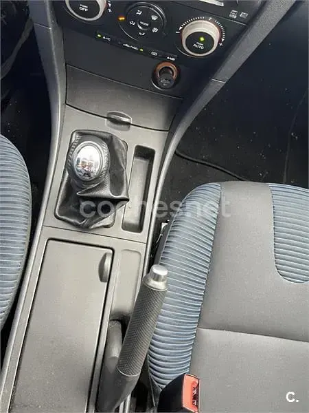 Usado Mazda 3 Sportive 150 CV (110 kW) 2004 Gris / plata Berlina