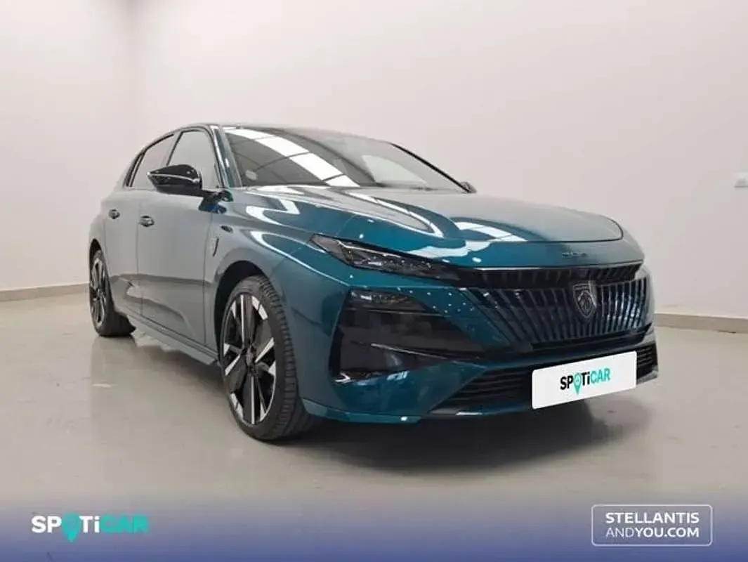 Usado Peugeot 308 GT 145 CV (106 kW) 2026 Azul Berlina
