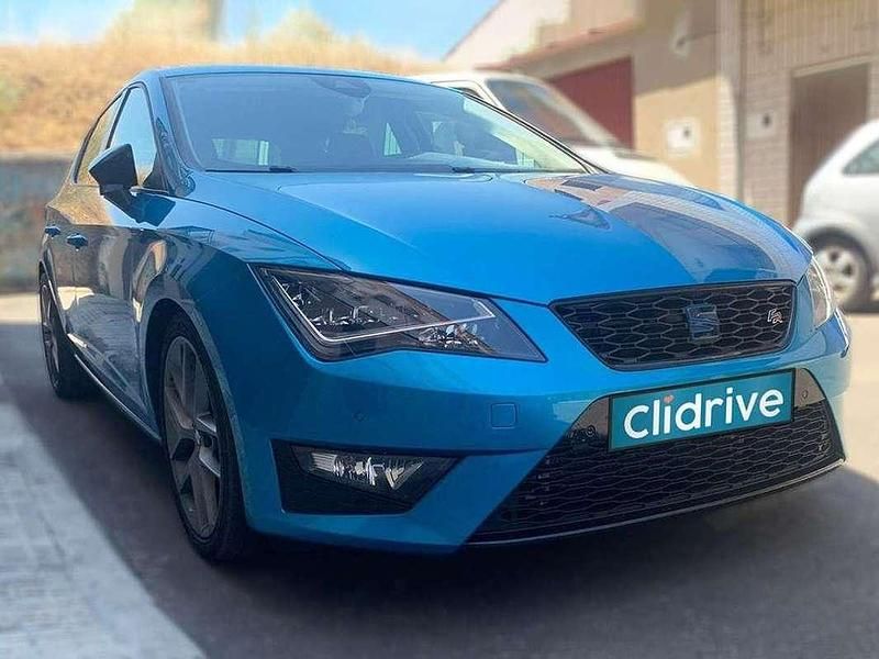 Usado Seat Leon FR 150 CV (110 kW) 2016 Azul Berlina