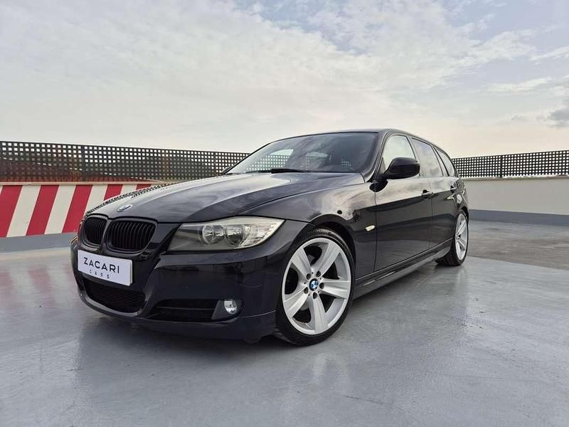 Usado BMW 318 143 CV (105 kW) 2012 Negro Familiar