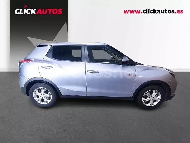 Usado Ssangyong (KGM) Tivoli 163 CV (119 kW) 2025 Gris SUV