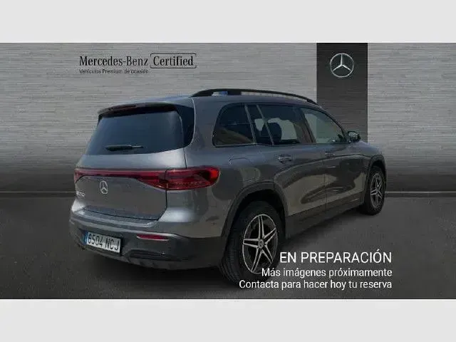Usado Mercedes EQB250 139 kW (190 CV) 2025 Gris montaña