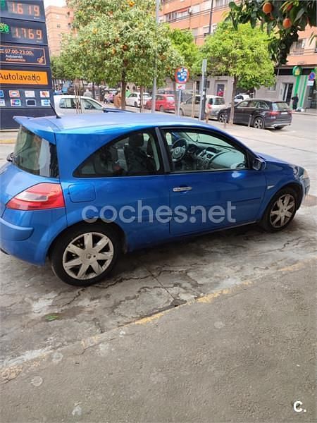 Azul Usado 2008 Renault Mégane III Berlina | 2800 € (Buen precio) - Imagen 1/4