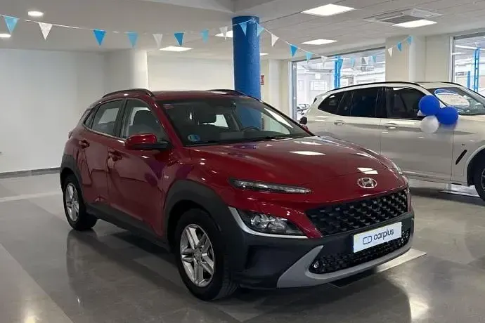 Usado Hyundai Kona 120 CV (88 kW) 2021 Gris SUV