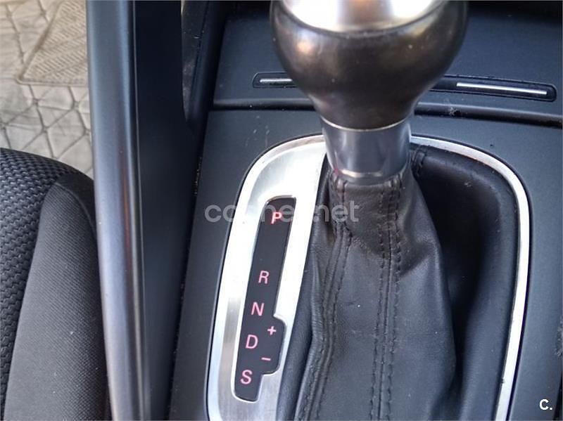 Usado Audi A3 Ambiente 105 CV (77 kW) 2011 Blanco Utilitario