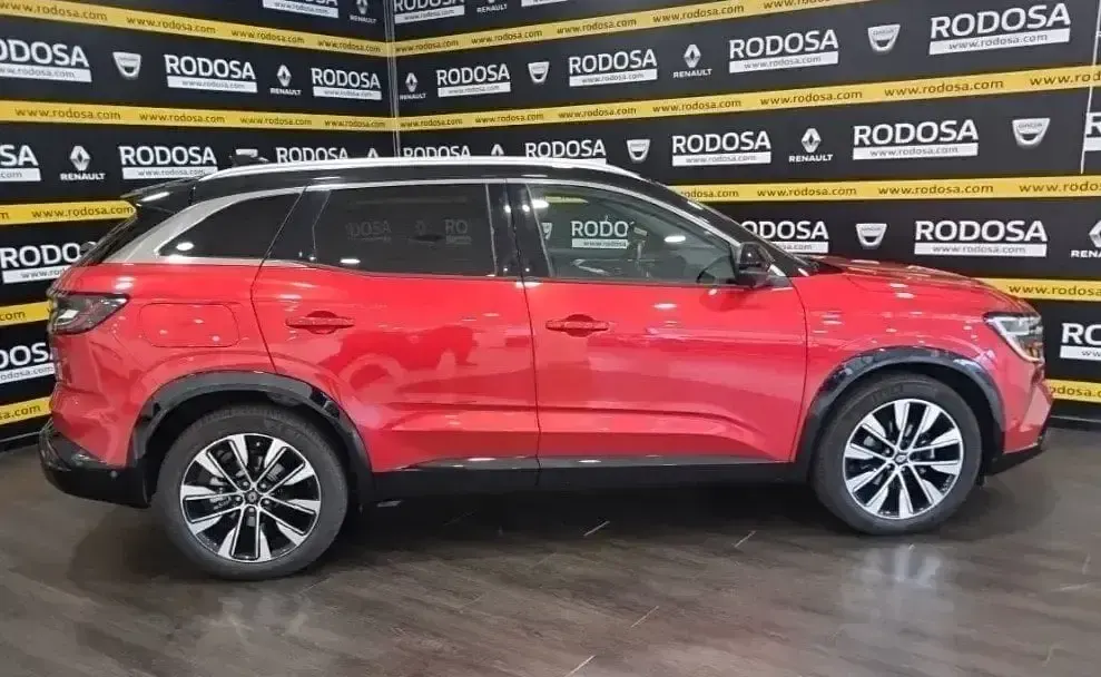 Usado Renault Austral Techno 158 CV (116 kW) 2024 Rojo SUV