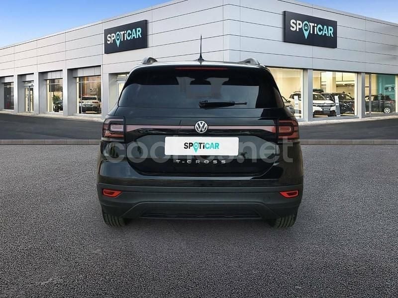 Usado VW T-Cross Advance 95 CV (69 kW) 2020 Negro SUV