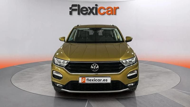 Usado VW T-Roc Advance 150 CV (110 kW) 2021 Amarillo SUV