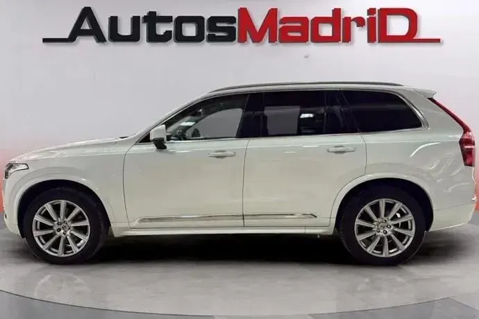 Usado Volvo XC90 Momentum 235 CV (172 kW) 2020 SUV