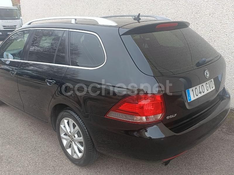 Usado VW Golf VI Sport 105 CV (77 kW) 2011 Negro Utilitario
