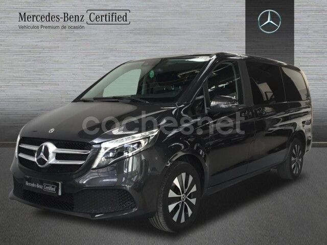 Gris / plata Usado 2022 Mercedes V220 Avantgarde Monovolumen | 59.000 € (Caro) - Imagen 1/4
