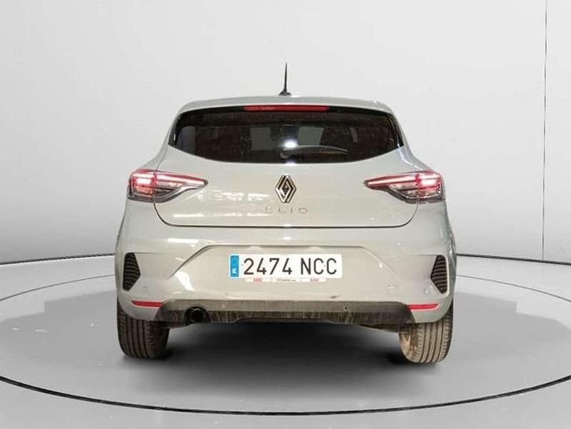 Käytetty Renault Clio V Evolution 101 HP (74 kW) 2025 Harmaa Viistoperä