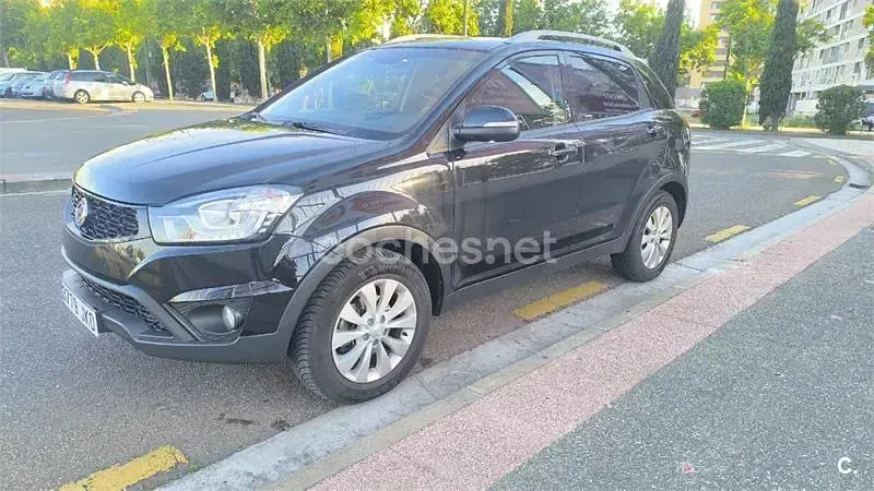 Usado SsangYong Korando 178 CV (130 kW) 2015 Negro SUV