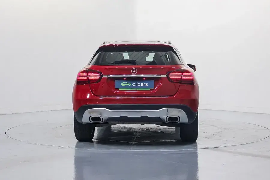 Usado Mercedes GLA180 122 CV (89 kW) 2019 SUV