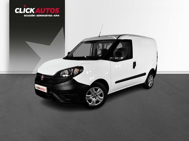 Blanco Usado 2022 Fiat Doblò Monovolumen | 15.200 € (Buen precio) - Imagen 1/4