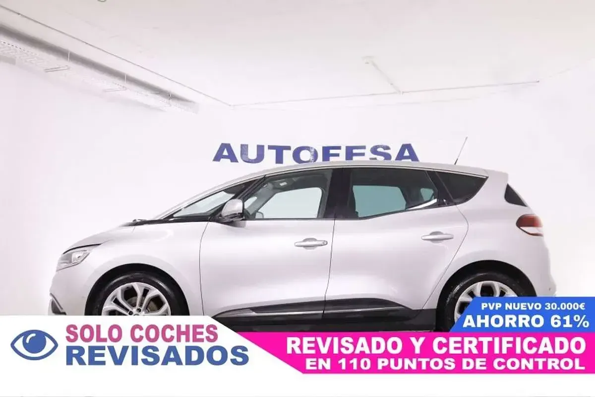 Usado Renault Scenic E-Tech Business 120 CV (88 kW) 2019 Gris Monovolumen