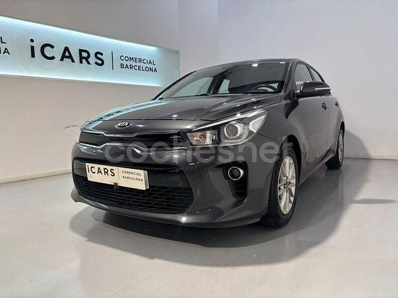 Gris / plata Usado 2019 Kia Rio Berlina | 11.990 € (Precio justo) - Imagen 1/4