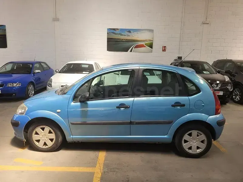 Usado Citroën C3 Exclusive 92 HP (67 kW) 2004 Azul Sedan