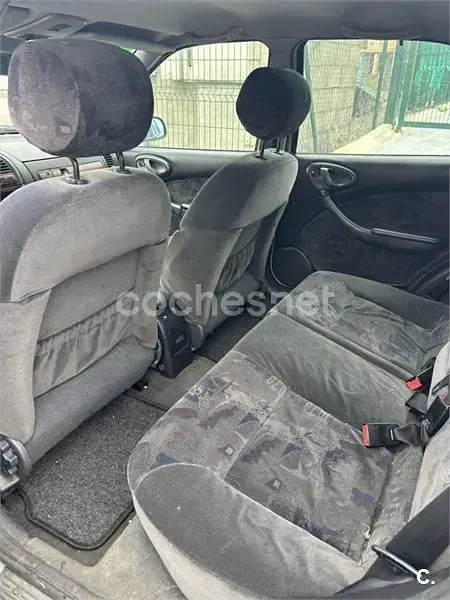Usado Citroën Xsara Exclusive 90 CV (66 kW) 2000 Gris / plata Berlina