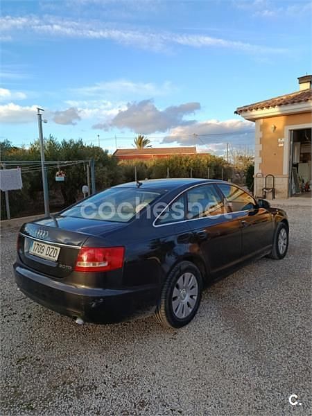 Usado Audi A6 140 CV (102 kW) 2006 Marrón Berlina