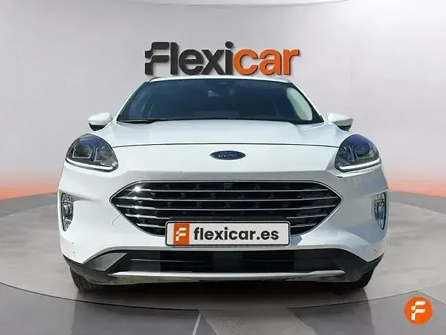 Usado Ford Kuga Titanium 150 CV (110 kW) 2023 Blanco SUV