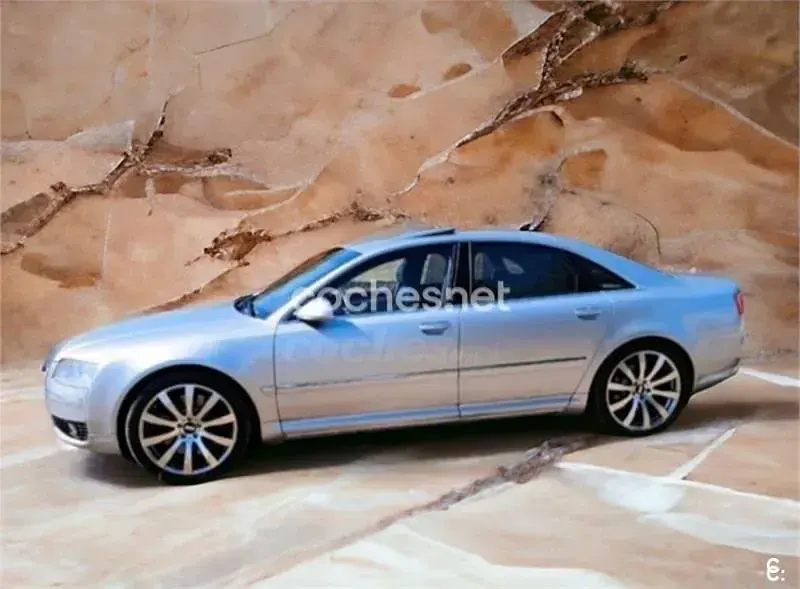 Usado Audi A8 450 CV (330 kW) 2005 Gris / plata Berlina