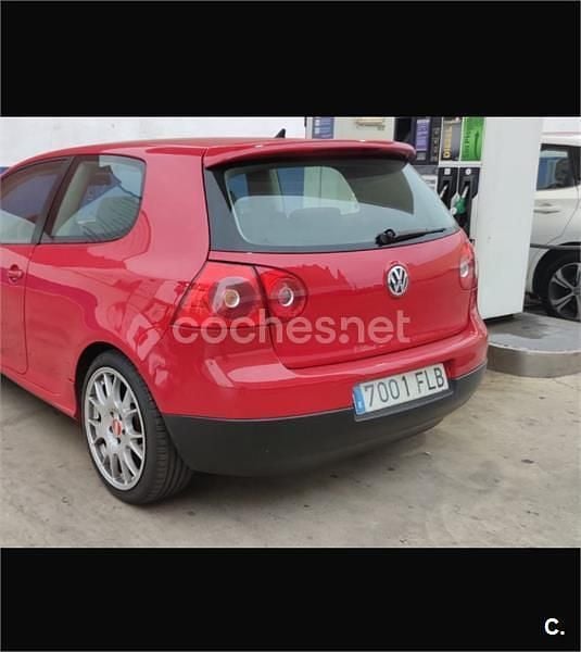 Usado VW Golf V Sportline 140 CV (102 kW) 2007 Rojo Berlina