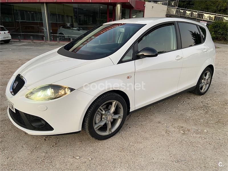 Blanco Usado 2009 Seat Altea FR Monovolumen | 7200 € (Precio justo) - Imagen 1/4