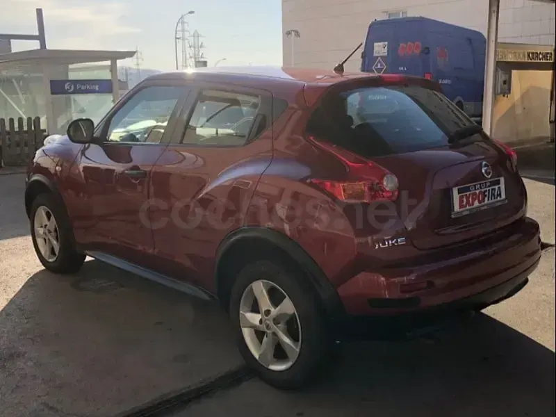 Usado Nissan Juke 117 CV (86 kW) 2012 Granate SUV