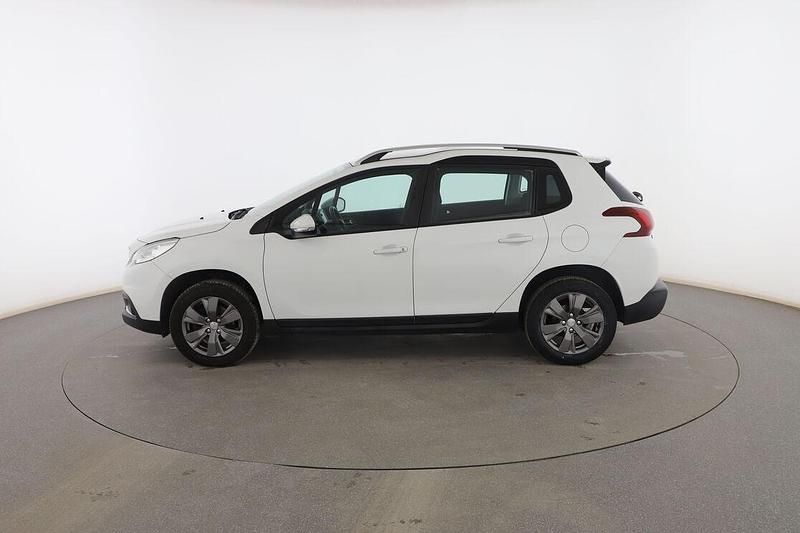 Usado Peugeot 2008 Active 110 CV (80 kW) 2016 Blanco SUV