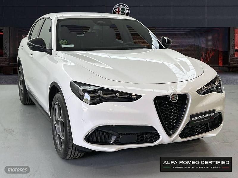 Usado Alfa Romeo Stelvio Sprint 210 CV (154 kW) 2025 Blanco SUV