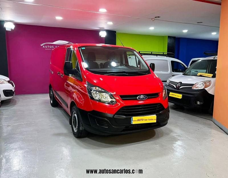 Usado Ford Transit Custom Ambiente 100 CV (73 kW) 2015 Rojo Van