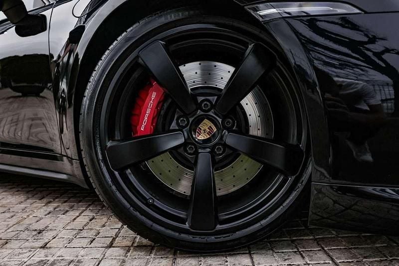 Usado Porsche 992 581 CV (427 kW) 2021 Negro Coupe