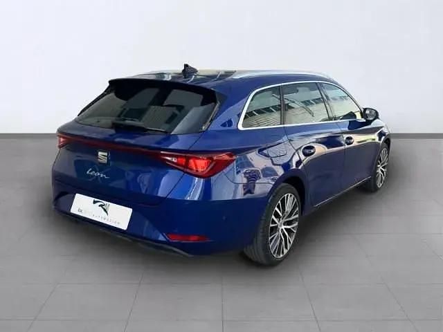 Käytetty Seat Leon XCELLENCE 150 HP (110 kW) 2021 Sininen