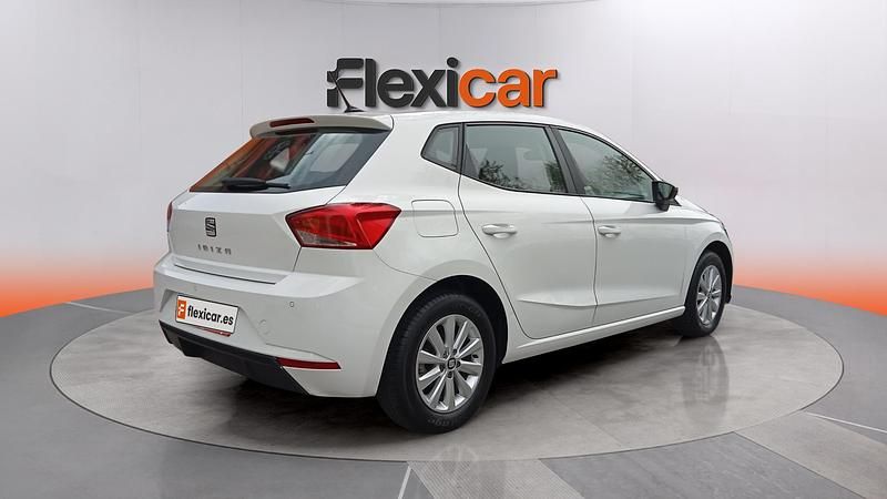 Usado Seat Ibiza Style 80 HP (58 kW) 2021 Branco Citadino