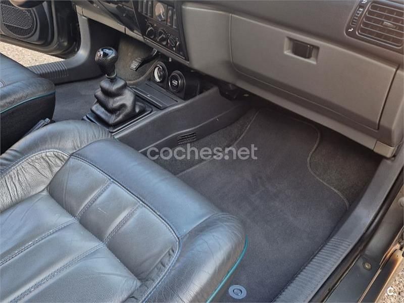 Usado Renault R9 95 CV (69 kW) 1996 Gris / plata Berlina