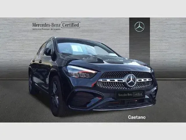 Usado Mercedes GLA250 218 CV (160 kW) 2026 Negro noche SUV