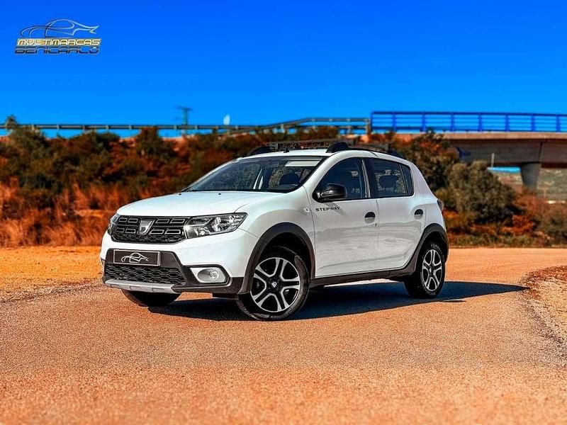 Usado Dacia Sandero Essentiel 95 CV (69 kW) 2020 Blanco Utilitario