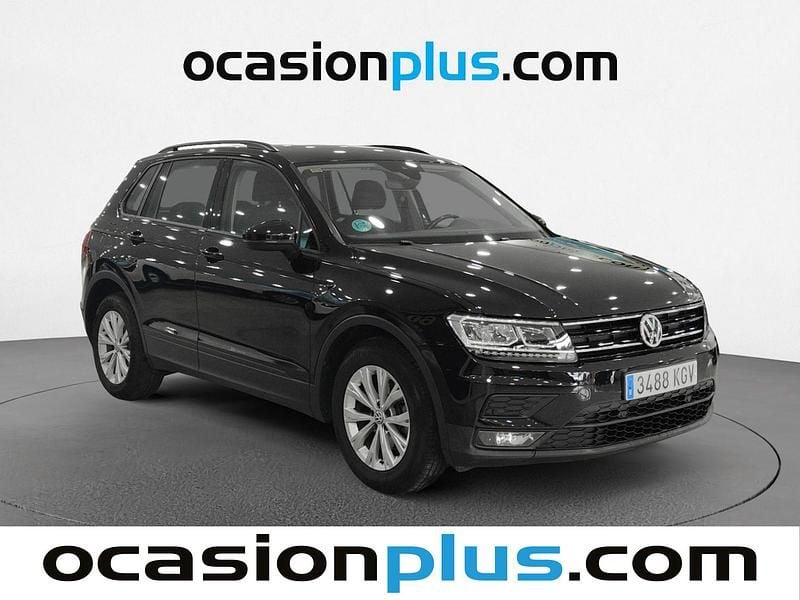 Usado VW Tiguan Edition 125 CV (91 kW) 2018 Negro SUV