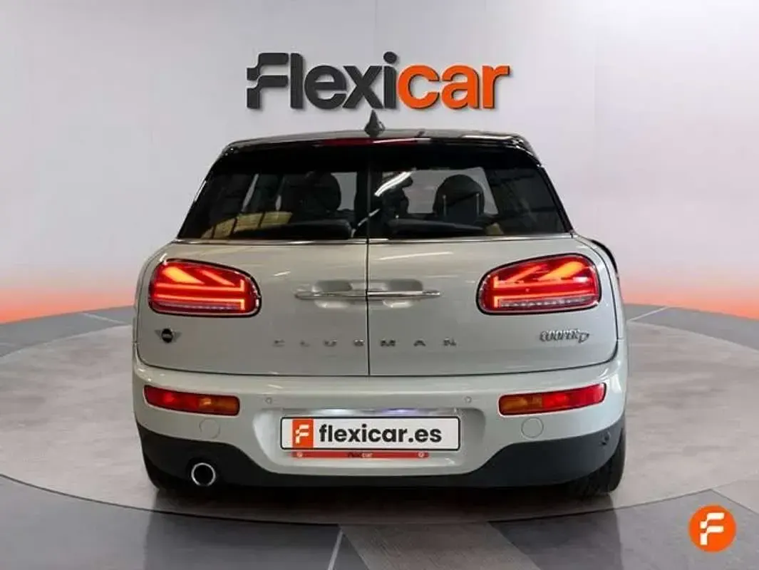 Usado Mini Cooper D 150 CV (110 kW) 2022 Gris Utilitario