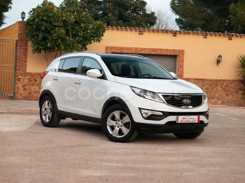 Blanco Usado 2012 Kia Sportage SUV | 8500 € (Precio justo) - Imagen 1/4