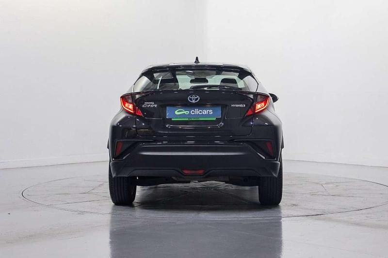 Usado Toyota C-HR Active 98 CV (72 kW) 2021 Negro SUV