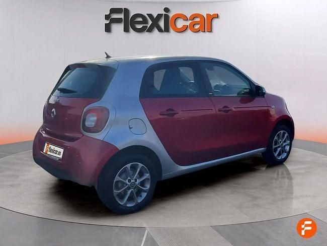 Usado Smart ForFour Passion 90 CV (66 kW) 2016 Rojo Utilitario